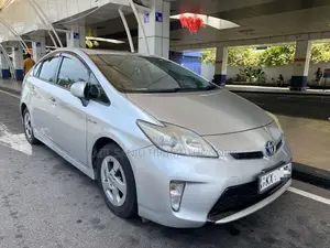 Toyota Prius 2011 Car (Used)