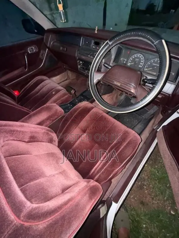 Toyota Crown 1989 Car (Used)