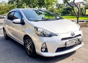 Toyota Aqua 2013 Car (Used)