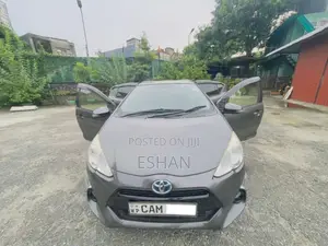Toyota Aqua 2015 Car (Used)