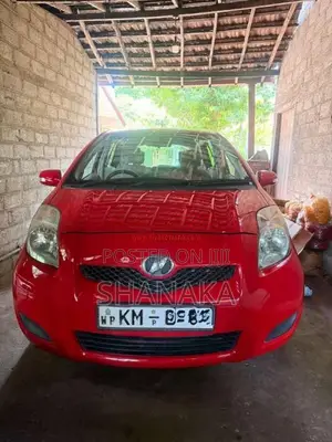 Toyota Vitz 2007 Car (Used)