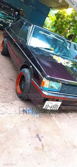 Mitsubishi Lancer Box 1985 Car (Used)