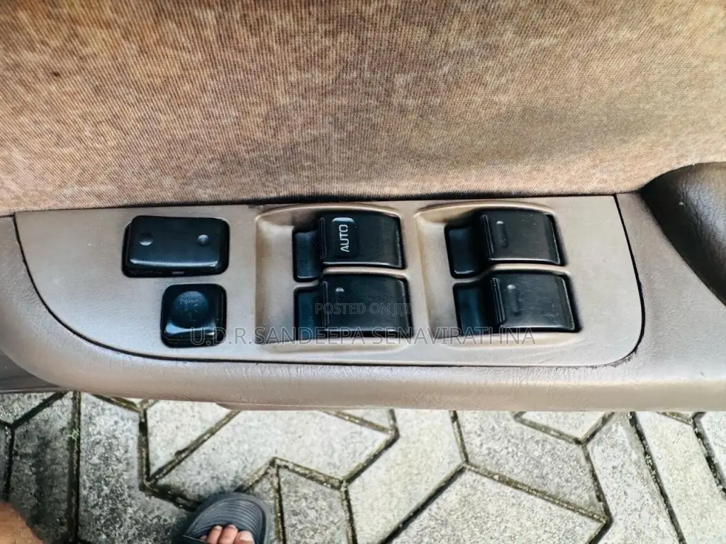 Toyota Saloon Corolla 1997 Car (Used)