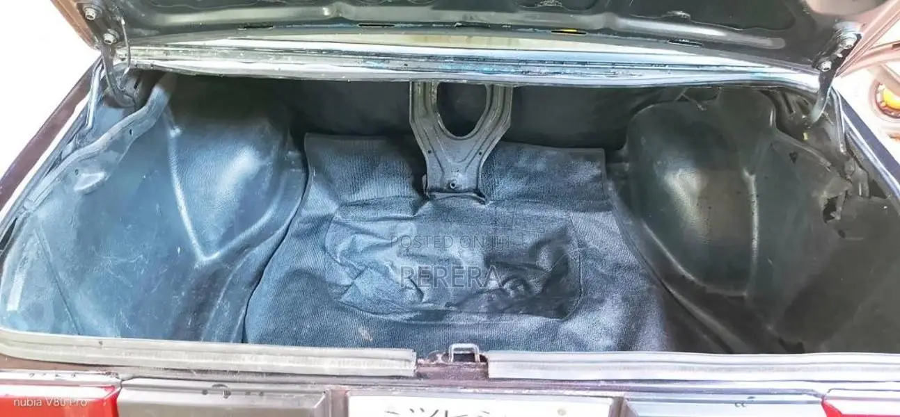 Mitsubishi Lancer Box 1985 Car (Used)