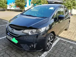 Honda Fit Gp5 L Safety 2014 Car (Used)