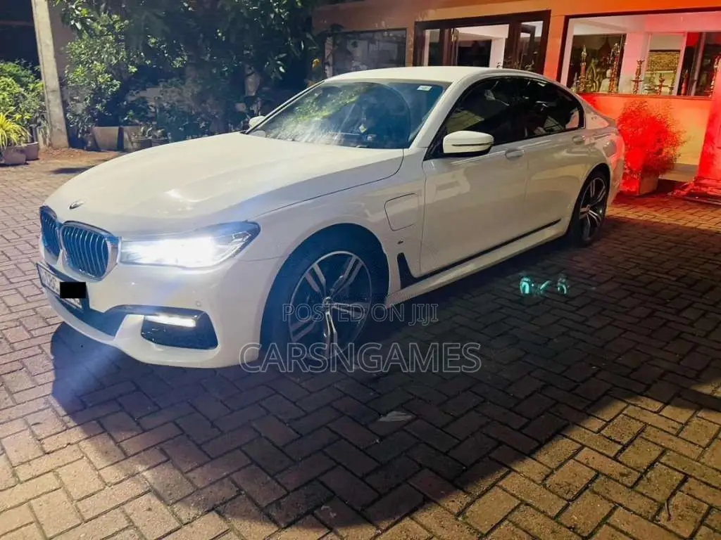 BMW 740e 2018 Car (Used)