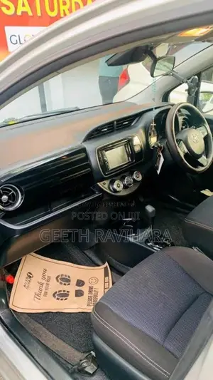 Toyota Vitz 2018 Car (Used)