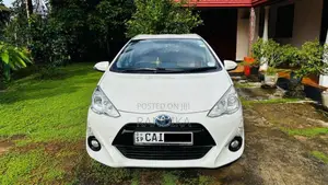 Toyota Aqua 2015 Car (Used)