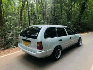 Toyota Elephant Back 1999 Car (Used)
