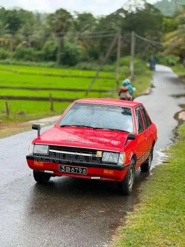 Mitsubishi Lancer Box 1981 Car (Used)