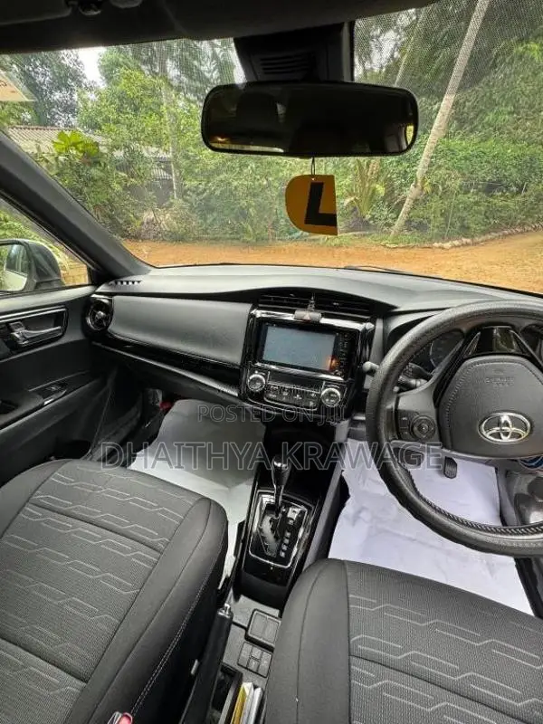 Toyota Axio WXB 2018 Car (Used)
