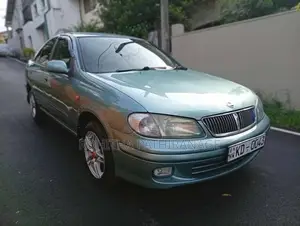Nissan N16 2002 Car (Used)
