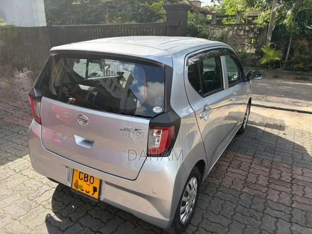 Daihatsu Mira 2023 Car (Used)