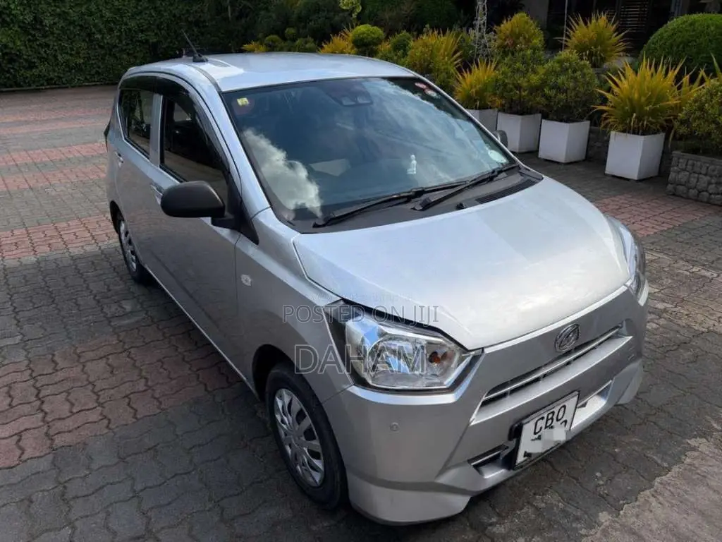 Daihatsu Mira 2023 Car (Used)