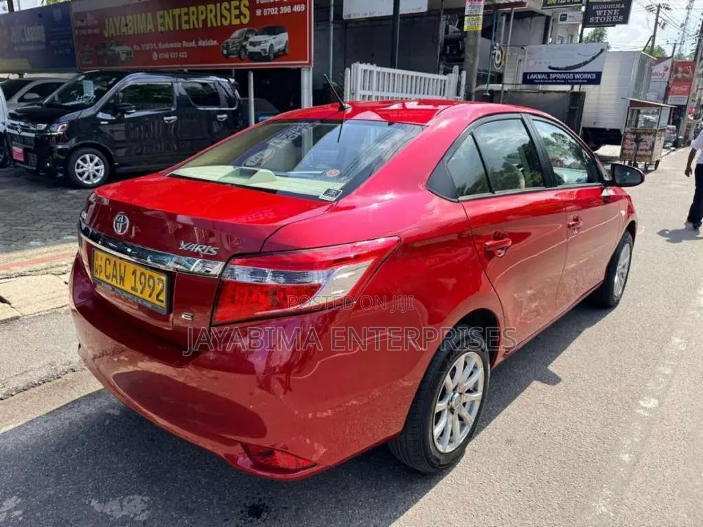Toyota Yaris 2017 Car (Used)