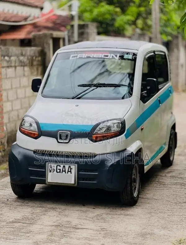 Bajaj Qute 2018 Car (Used)