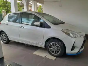Toyota Vitz 2018 Car (Used)