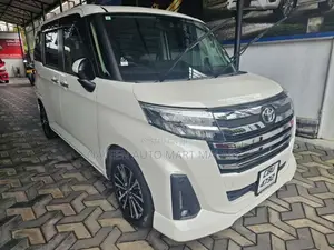 Toyota Roomy Custom GT Intercooler Turbo 2023 Car (Used)