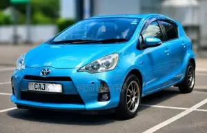 Toyota Aqua S Grade 2013 Car (Used)