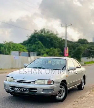 Nissan Presea 1995 Car (Used)
