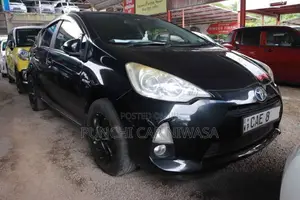 Toyota Aqua 2014 Car (Used)
