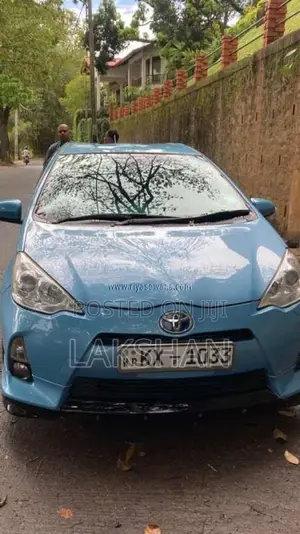 Toyota Aqua G 2013 Car (Used)