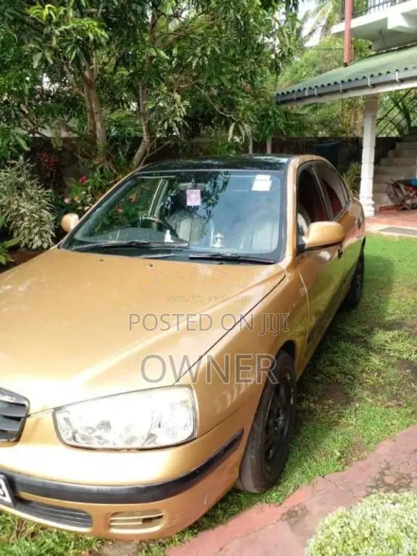 Hyundai Elantra 2000 Car (Used)