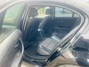 BMW 318i 2010 Car (Used)