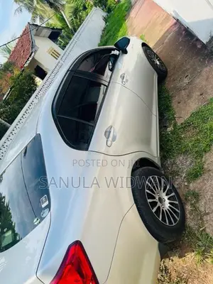 Toyota Axio 2014 Car (Used)