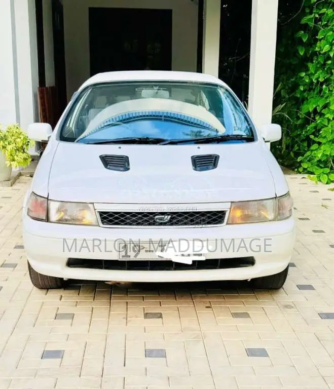 Toyota Corolla 2 Windy 1993 Car (Used)