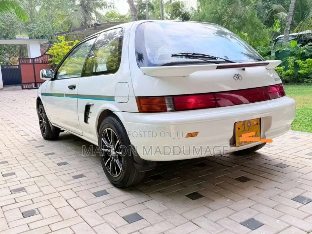 Toyota Corolla 2 Windy 1993 Car (Used)