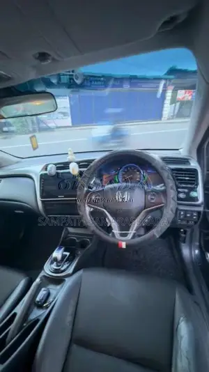 Honda Grace 2017 Car (Used)