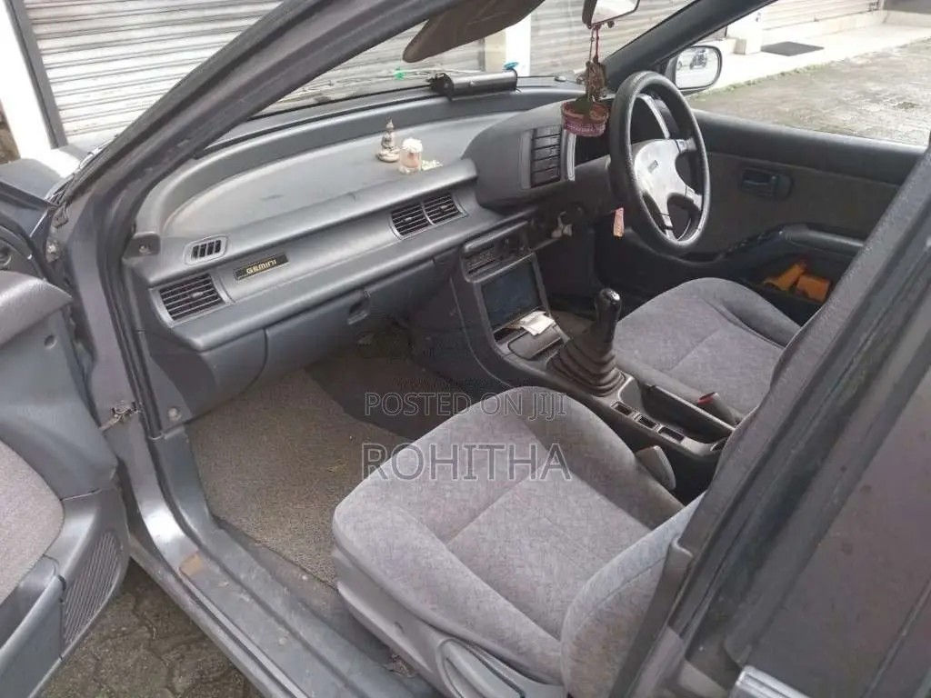 Isuzu Gemini 1992 Car (Used)