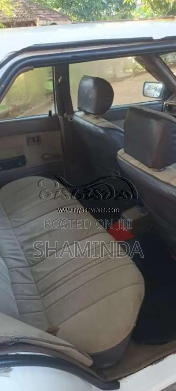 Mitsubishi C12 1987 Car (Used)