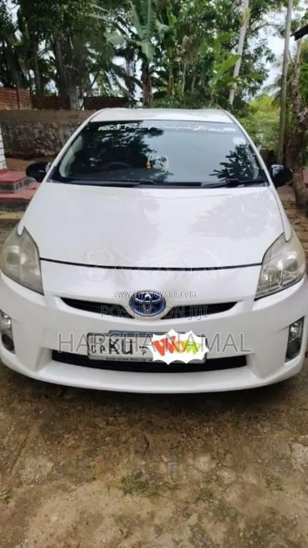 Toyota Prius 2010 Car (Used)