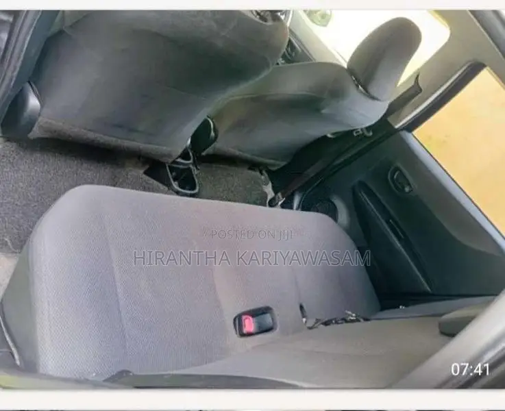 Toyota Vitz 2013 Car (Used)
