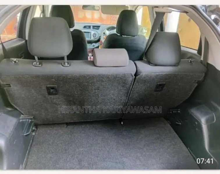 Toyota Vitz 2013 Car (Used)