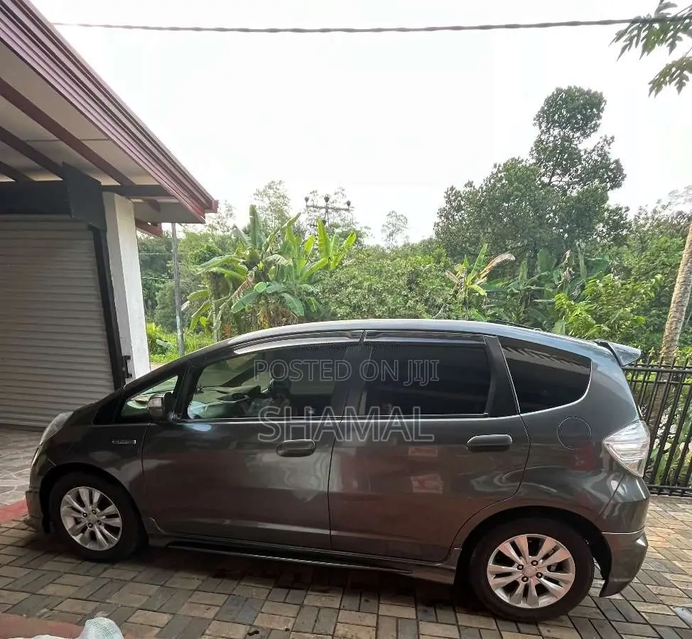 Honda Fit GP1 2013 Car (Used)