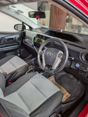 Toyota Aqua 2014 Car (Used)
