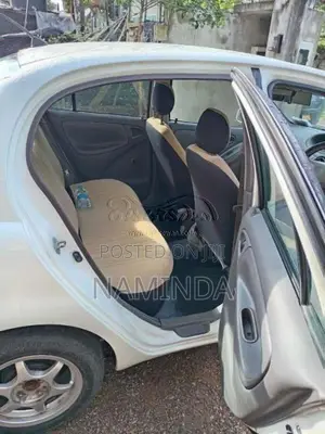 Toyota Platz 2000 Car (Used)