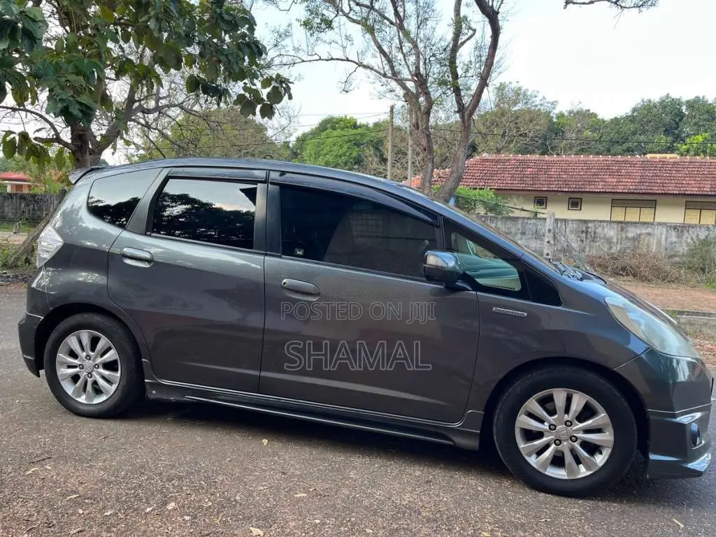 Honda Fit GP1 2013 Car (Used)