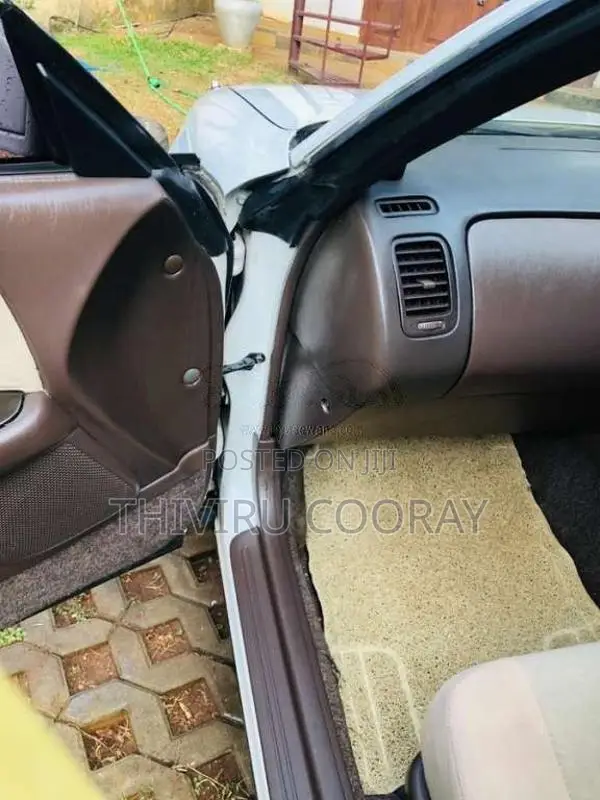 Toyota Mark 2 2002 Car (Used)