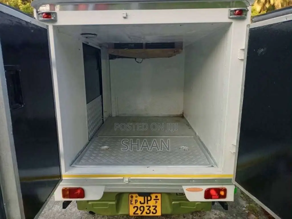 Subaru Sambar Freezer 1998 Car (Used)