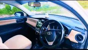 Toyota Axio 2014 Car (Used)