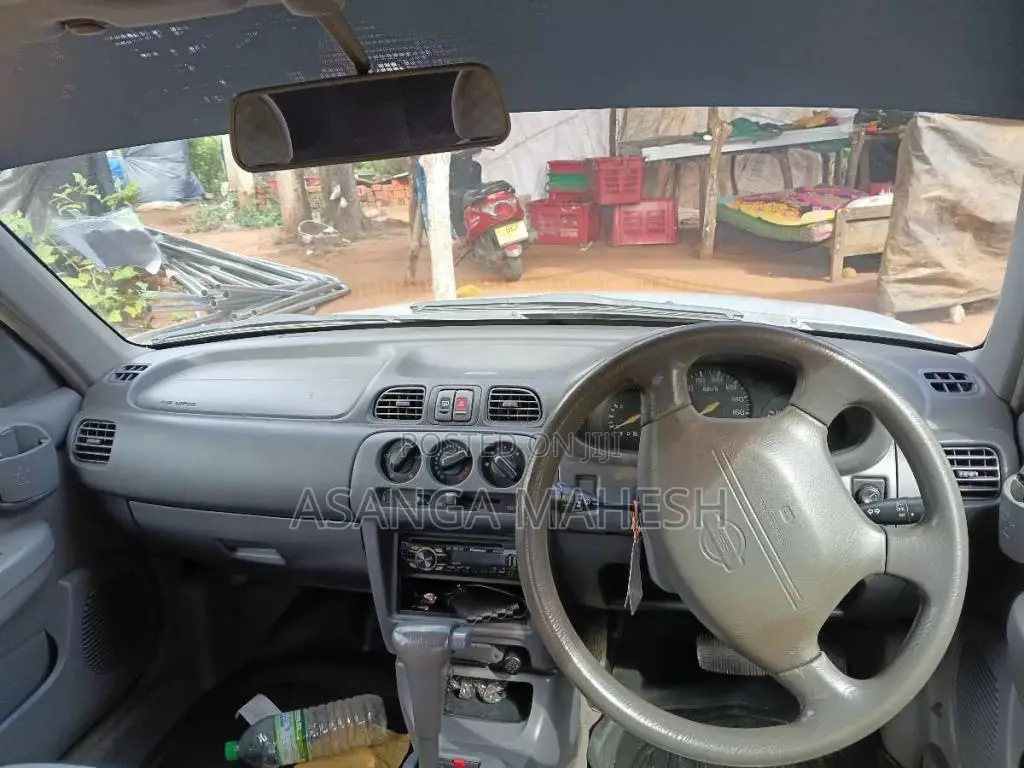 Nissan March K11 2001 Car (Used)