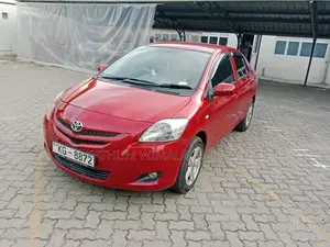 Toyota Yaris 2006 Car (Used)