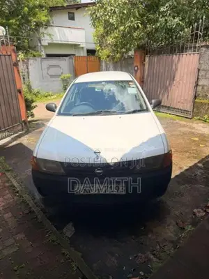 Nissan Y11 2004 Car (Used)