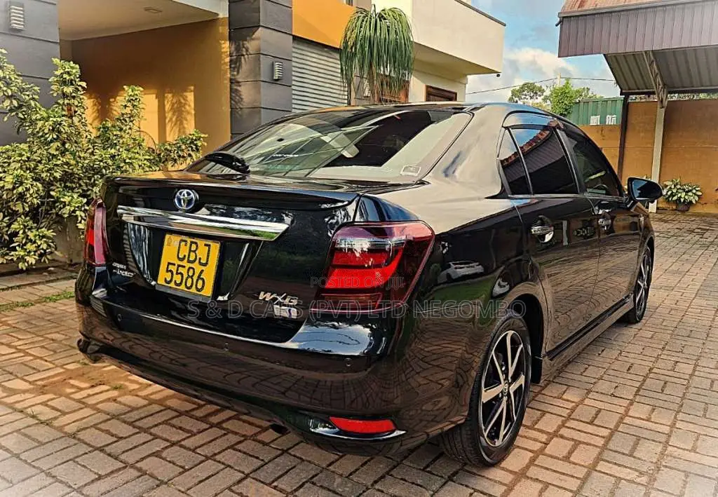 Toyota Axio WXB 2018 Car (Used)