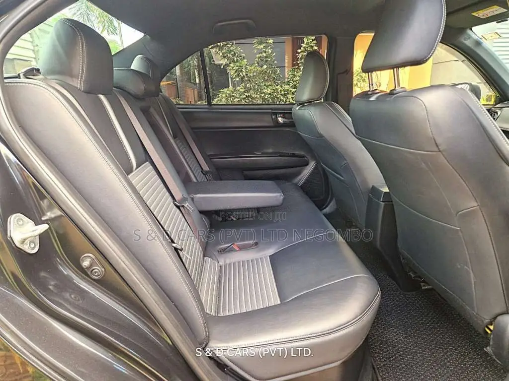 Toyota Axio WXB 2018 Car (Used)