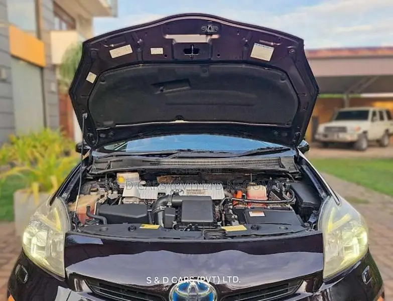Toyota Prius S Touring 2013 Car (Used)
